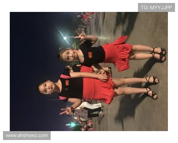 刘娜畅谈足球生涯背后的故事与成长历程