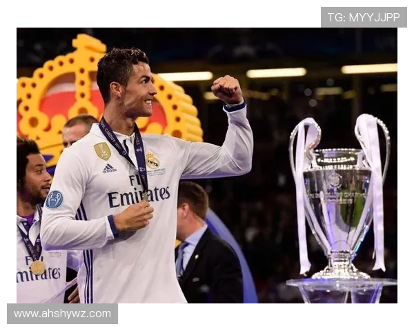 足球明星个人奖项排行榜揭晓谁将成为年度最佳球员的有力竞争者