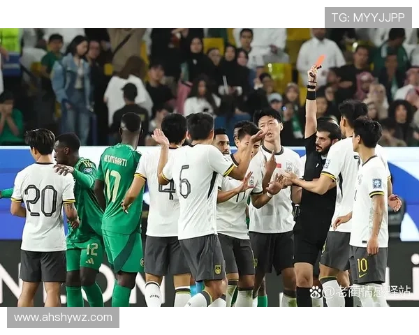 广州足球队在世界杯预选赛中以94分高居榜首展现强劲实力