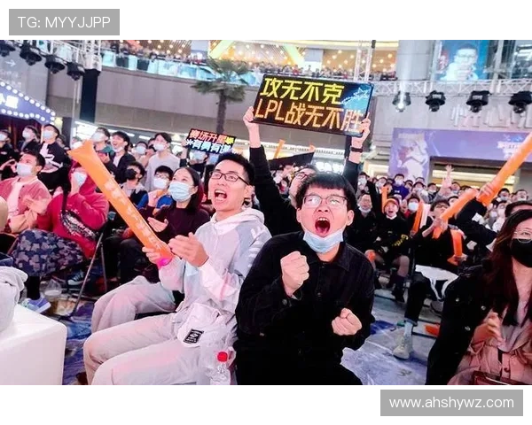 斗鱼邀请足球明星助阵直播活动引发粉丝热议与期待